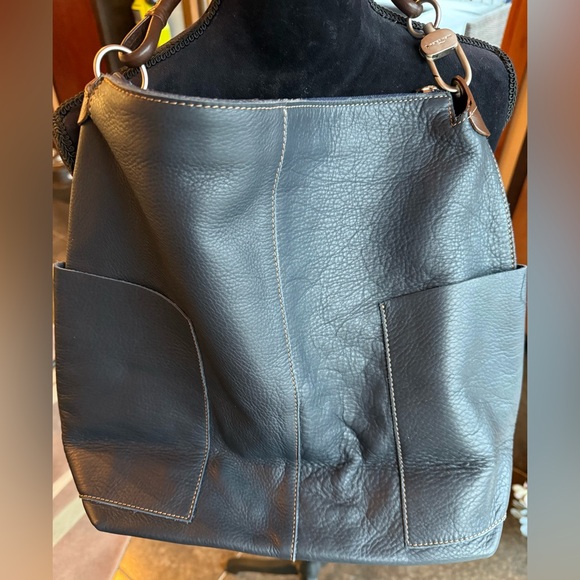 NWOT Peter Kent, Argentina, pebbled navy blue leather, brown strap, zipper pull - Picture 13 of 16